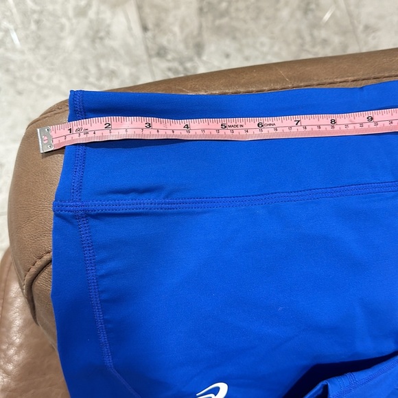 ASICS woman’s running shorts. Neon blue. New with tag. - Picture 5 of 8